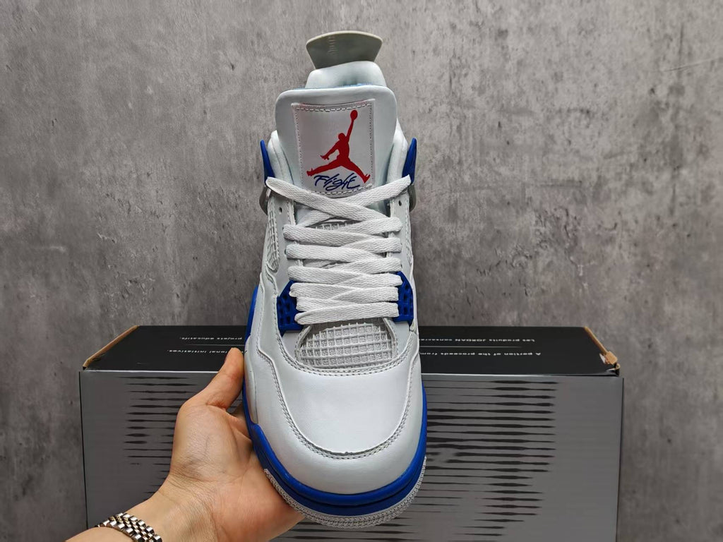 AJ4 Robinson 42 Sneakers