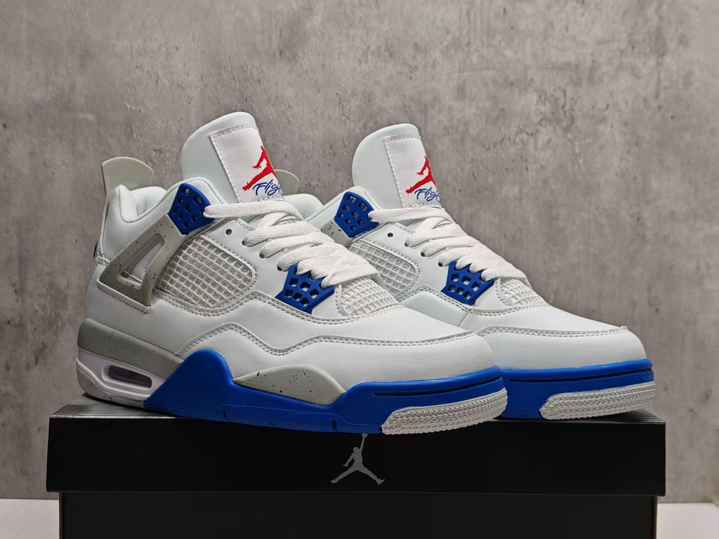 AJ4 Robinson 42 Sneakers