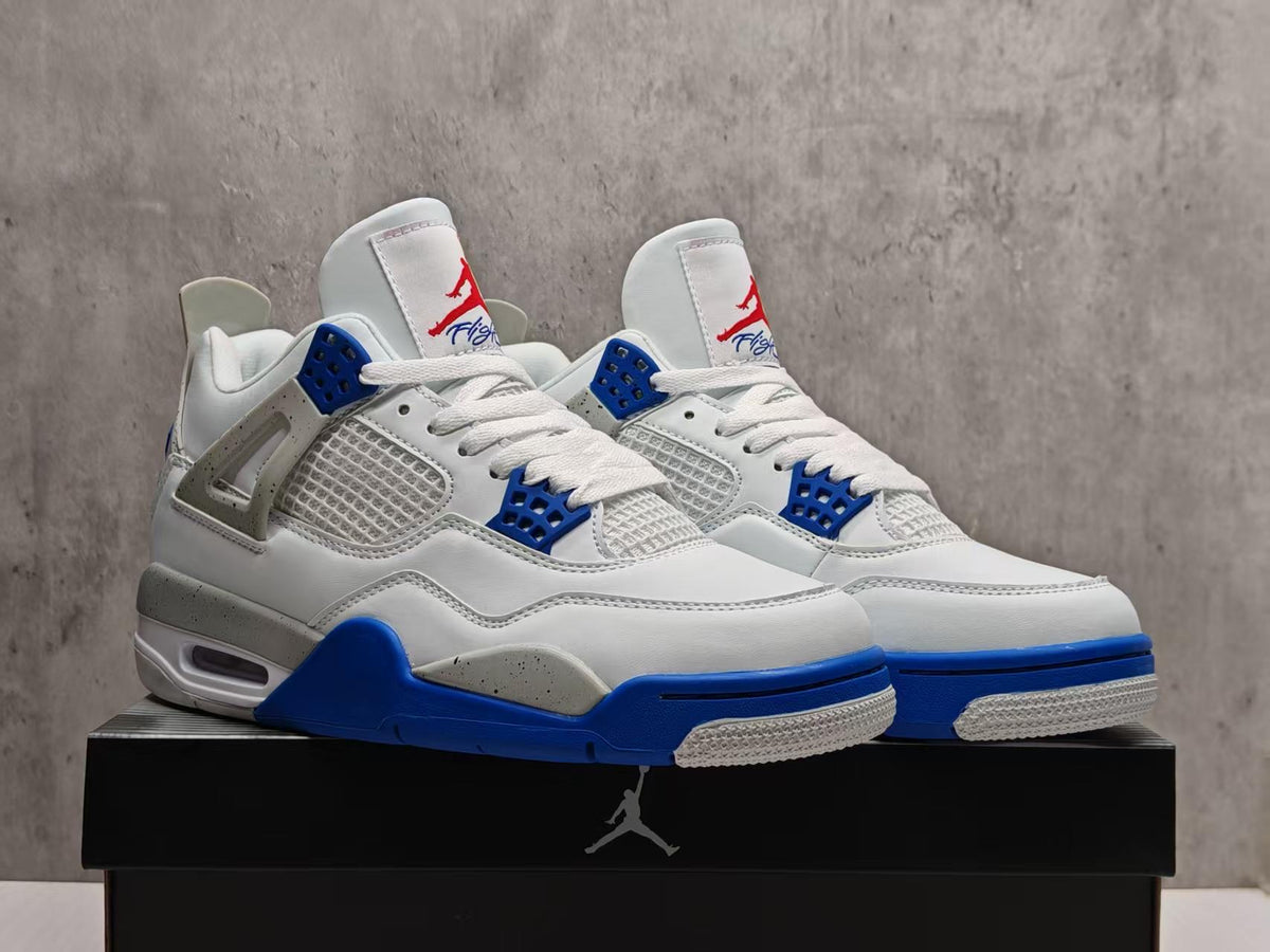 AJ4 Robinson 42 Sneakers