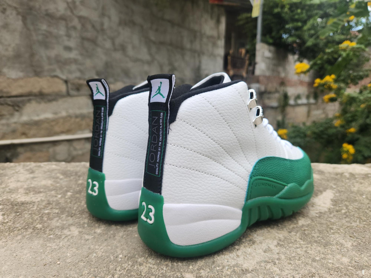 Air Jordan 12 Retro Summit White/Gorge Green Sneakers CT8013-103