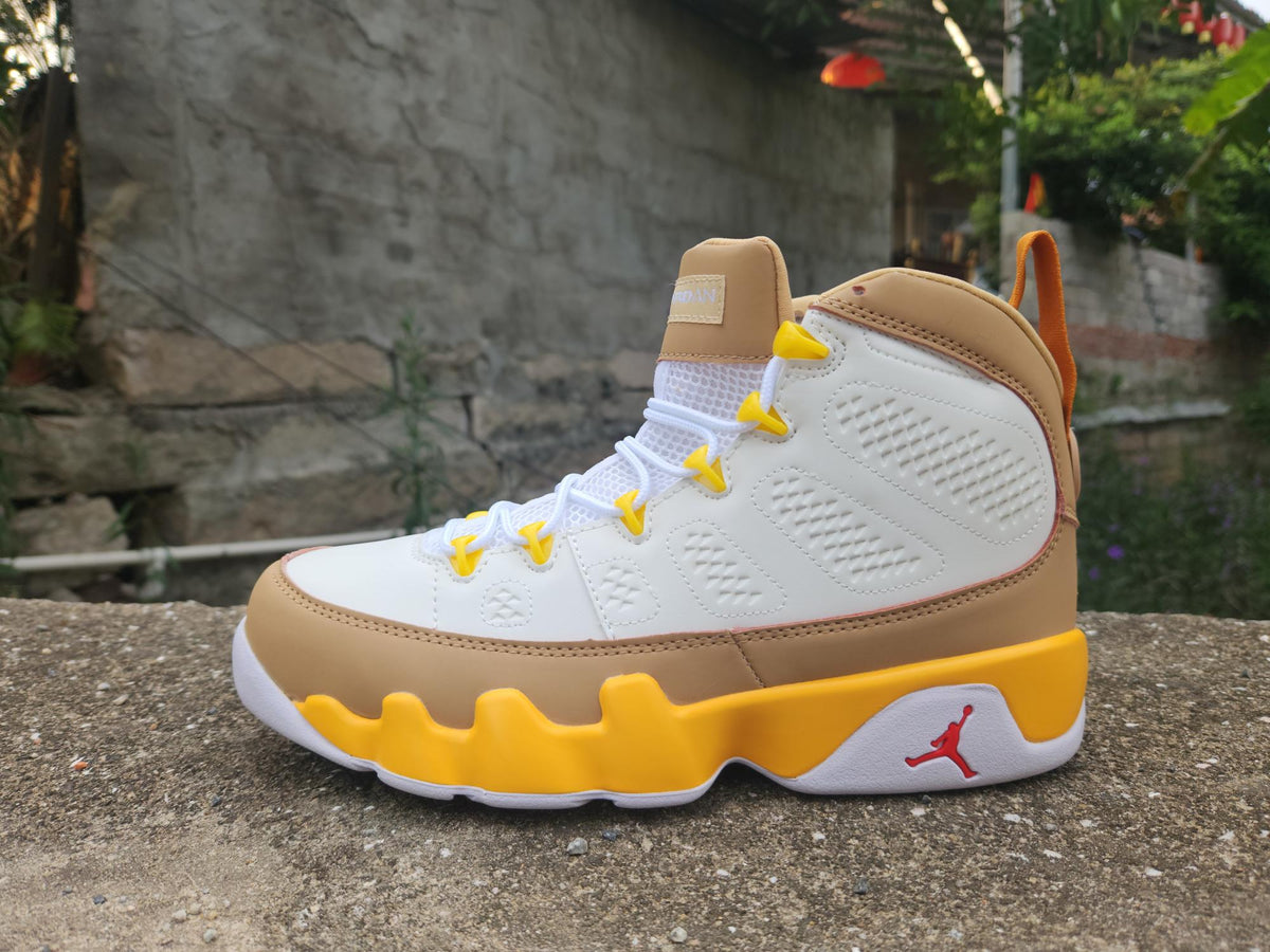 Air Jordan 9 White/Ochre Sneakers