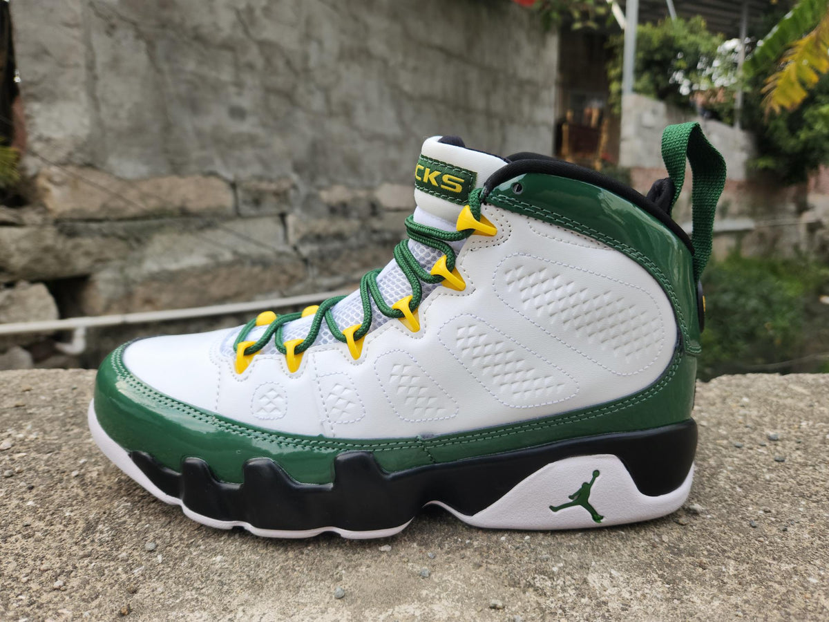 Air Jordan 9 White/Green Sneakers