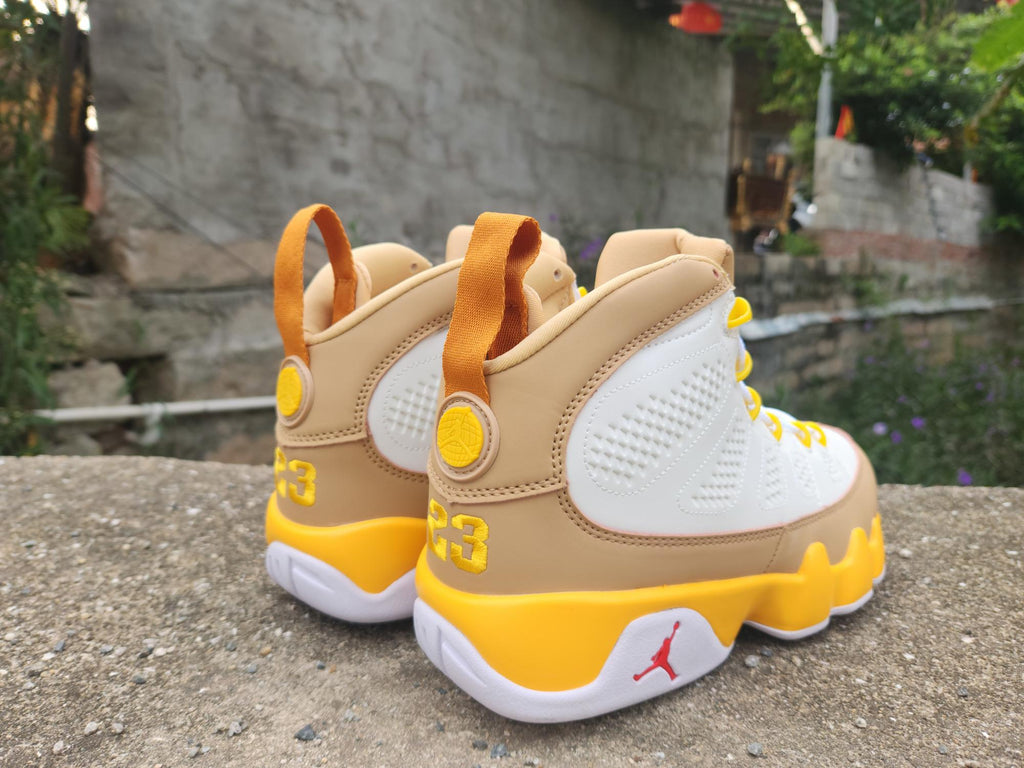 Air Jordan 9 White/Ochre Sneakers