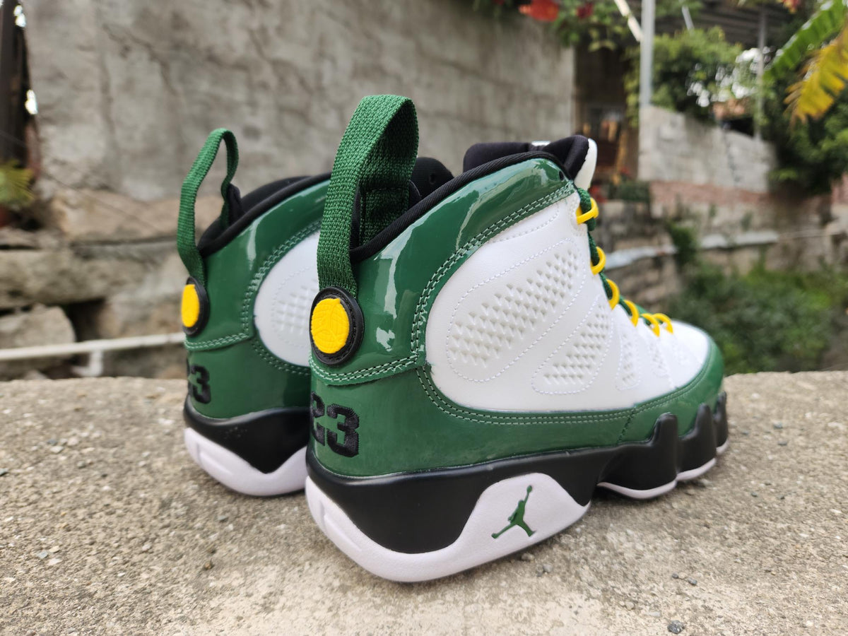 Air Jordan 9 White/Green Sneakers