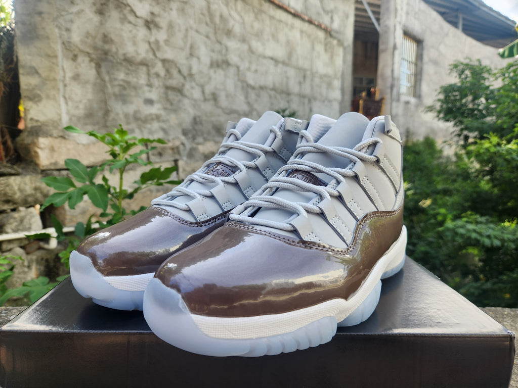 Air Jordan 11 Brown/Gray Sneakers