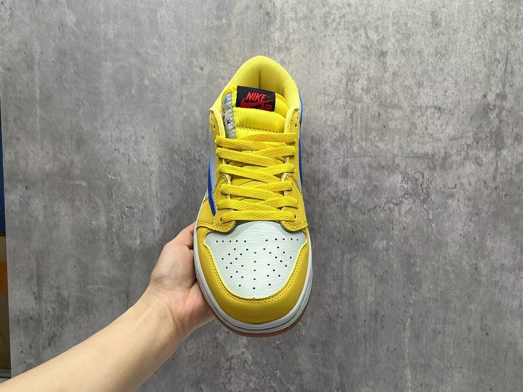 Travis Scott x Air Jordan 1 Low OG SP White-Yellow Reverse Swoosh 8.0