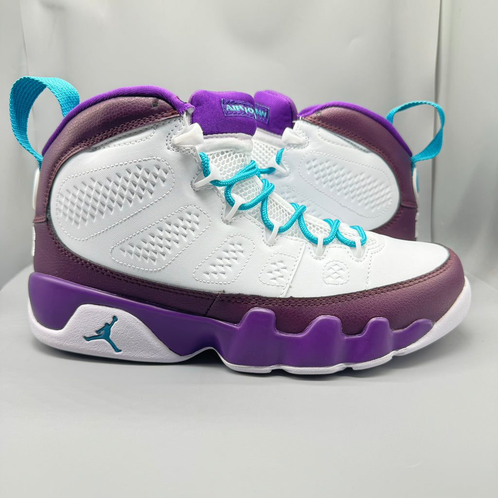 AJ9 White and Purple Sneakers