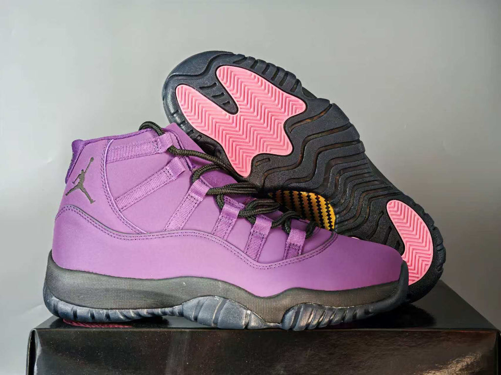 Air Jordan 11 Retro Mojave/Canyon Purple Unisex Sneakers IO8961-553