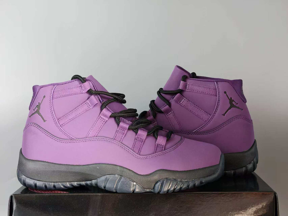 Air Jordan 11 Retro Mojave/Canyon Purple Unisex Sneakers IO8961-553