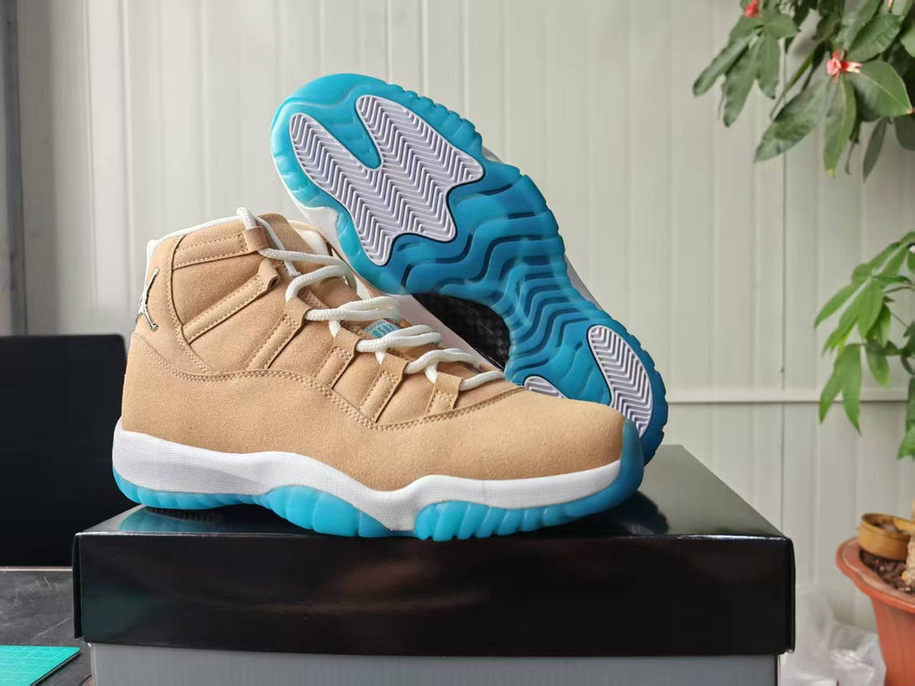 Air Jordan 11 Retro Canvas/Metallic Silver Unisex Sneakers IO8960-707