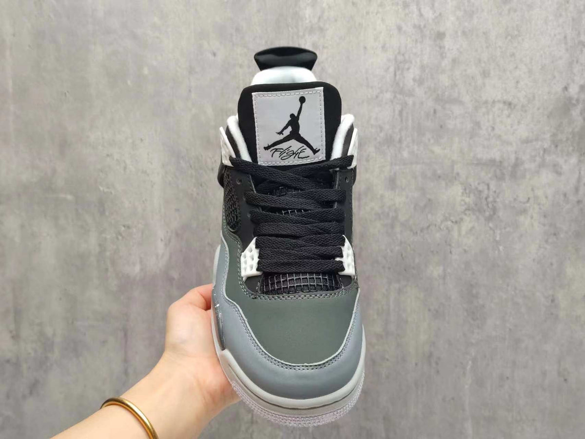 AJ4 Fear Replica Sneakers