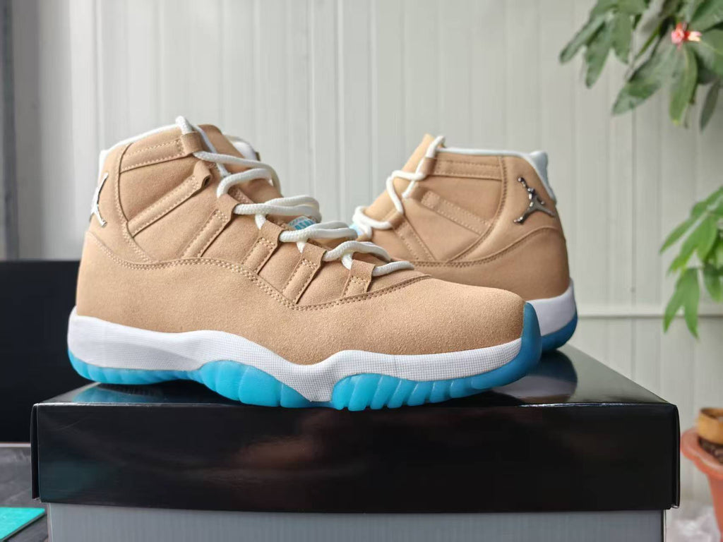 Air Jordan 11 Retro Canvas/Metallic Silver Unisex Sneakers IO8960-707
